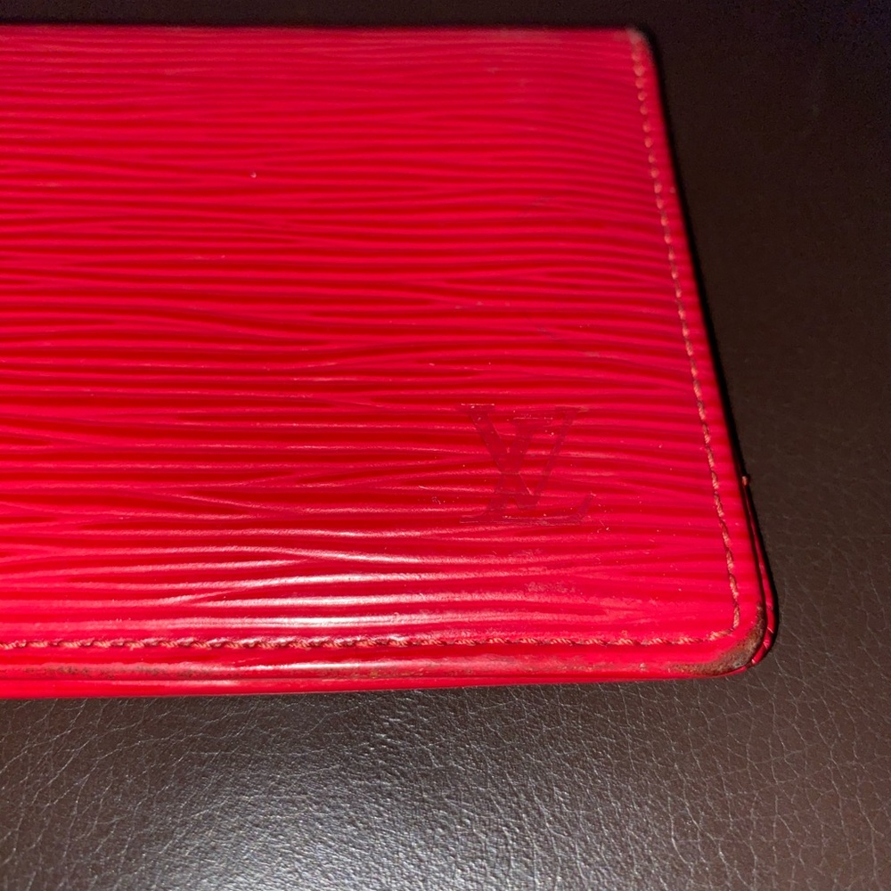Louis Vuitton Epileather Mens Wallet Red RARE